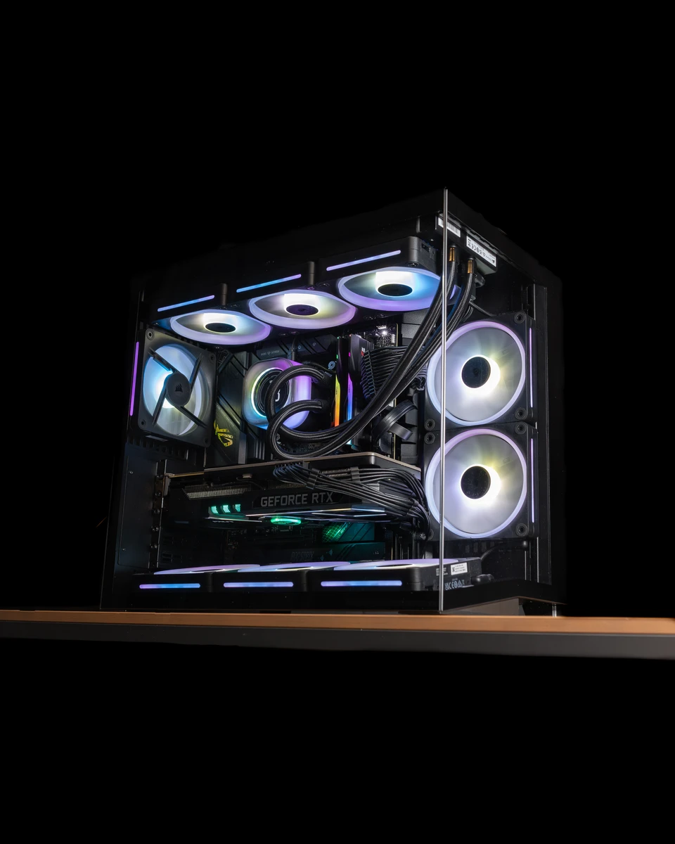 High-End Gaming PC weisse Lüfter – PC Hilfe Rapperswil – PCbase